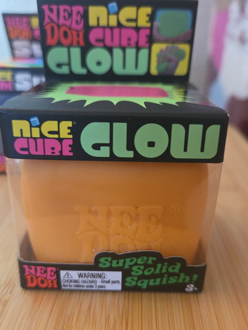 Nice Cube Glow Super Solid Squish - Orange